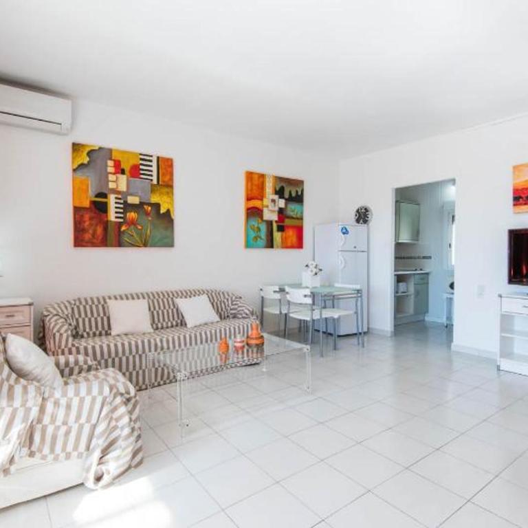 FIRST FLOOR - STUDIO 109 c - Estudio - 2