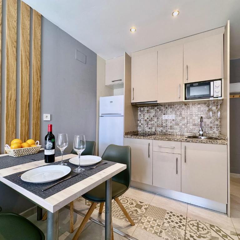 Clubrent - Edf Horizonte, estudio de estilo escandinavo - Studio - 14