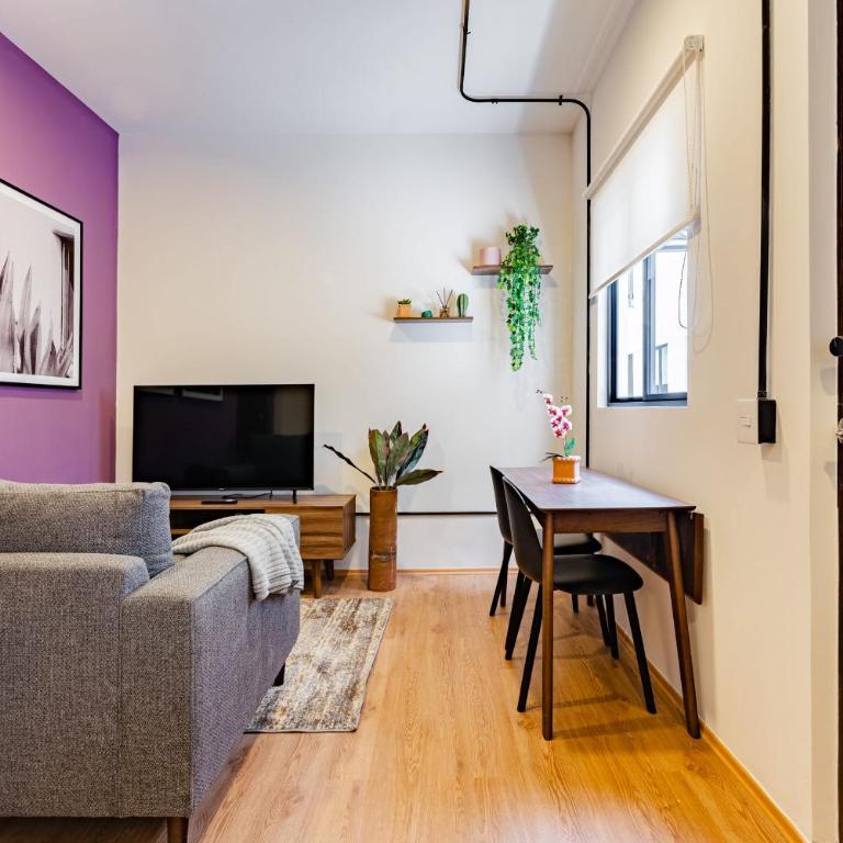 Mariano Escobedo Apartments by VH - Suite with Balcony - 2