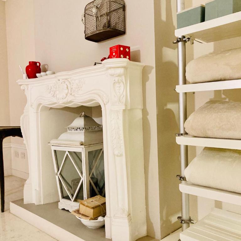 UN PUNTO A VERONA - Camera Tripla con Bagno Privato Esterno - 10