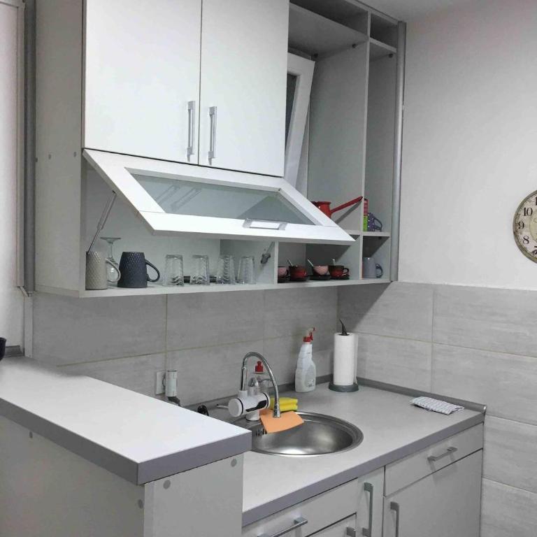 Apartman Park Kragujevac - One-Bedroom Apartment - 23