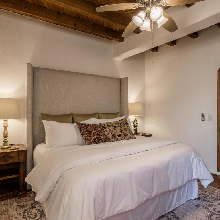 3BR Garden Home with Rooftop & Garage in Centro San Miguel de Allende - Three-Bedroom House - 14