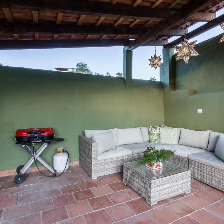 3BR Garden Home with Rooftop & Garage in Centro San Miguel de Allende - Three-Bedroom House - 11