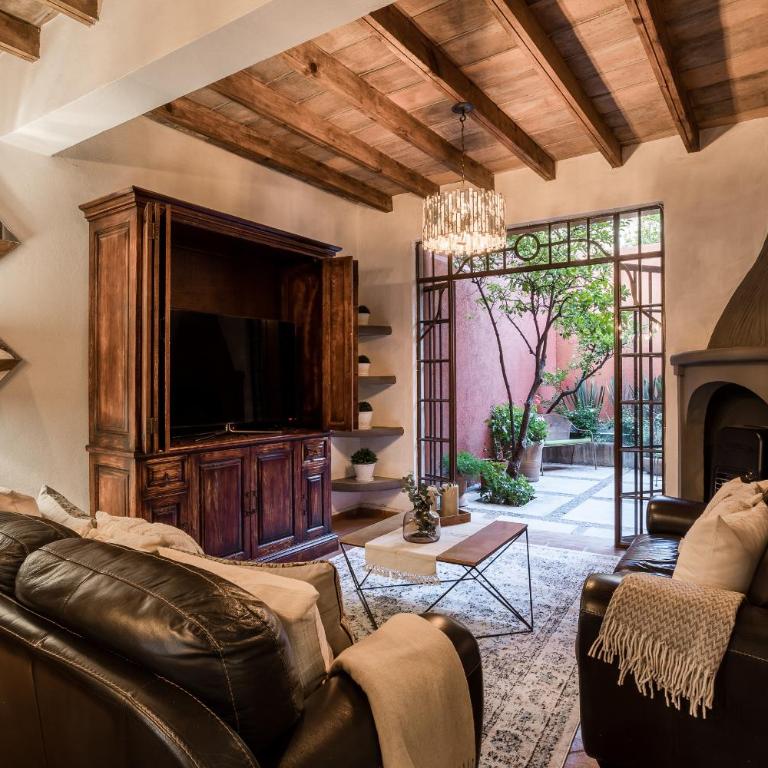 3BR Garden Home with Rooftop & Garage in Centro San Miguel de Allende - Three-Bedroom House - 27