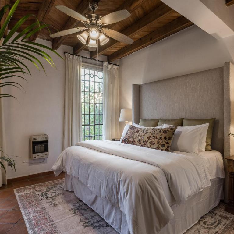 3BR Garden Home with Rooftop & Garage in Centro San Miguel de Allende - Three-Bedroom House - 5