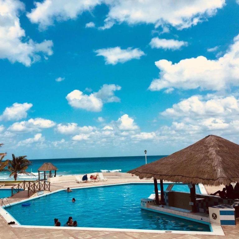 Brisas Apartment Cancun Hotel Zone - One-Bedroom Apartment - 1