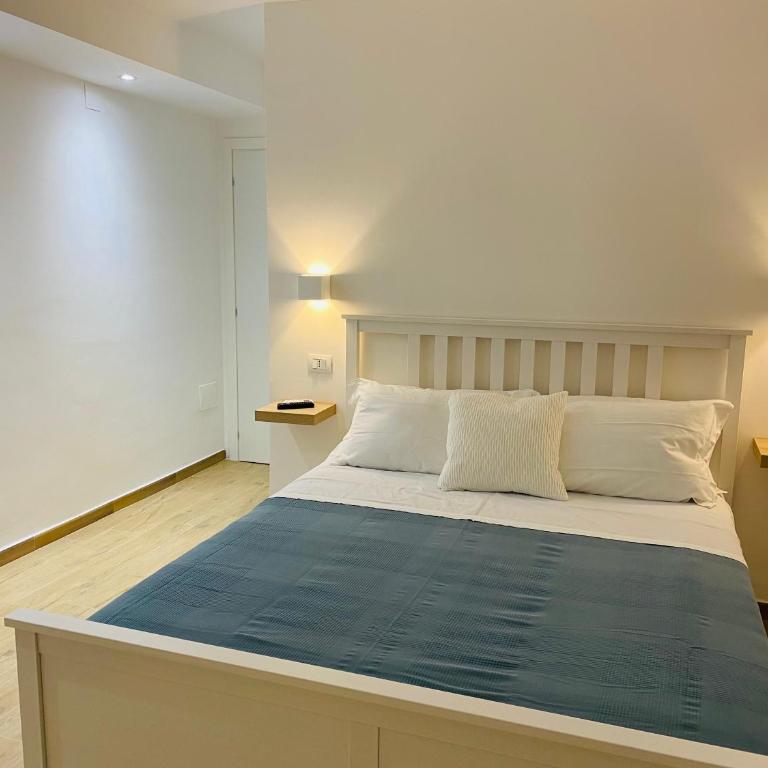 B&B SELÂAVÌ STABIA - Double Room with Private Bathroom - 1