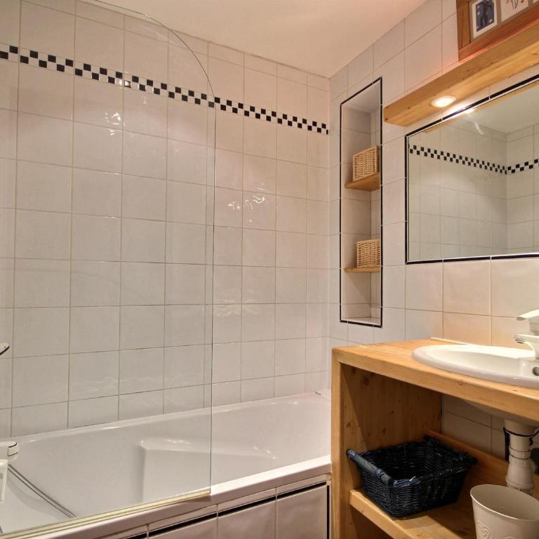 Chalet de luxe pour 12 pers., sauna et jacuzzi - FR-1-455-239 - Chalet - 9