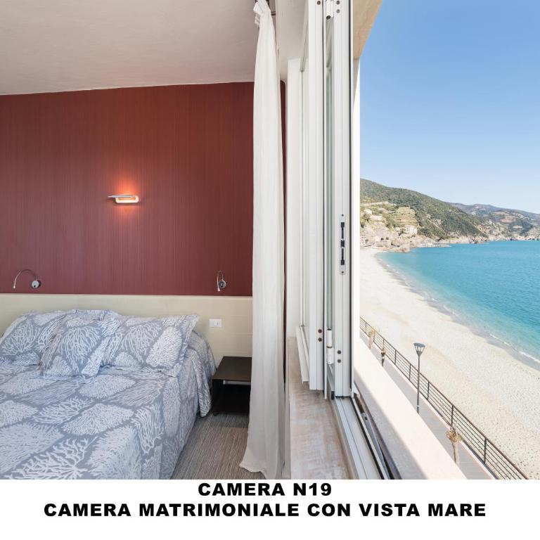 Al mare Affittacamere - Camera Matrimoniale con Vista Mare - 15