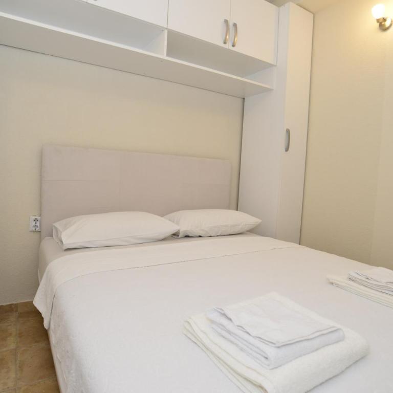 Villa Andrea Apartments with parking - Standard One Bedroom Apartment - 36