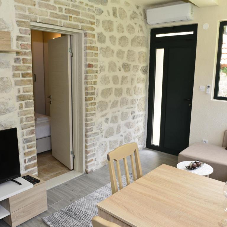 Villa Andrea Apartments with parking - Standard One Bedroom Apartment - 42