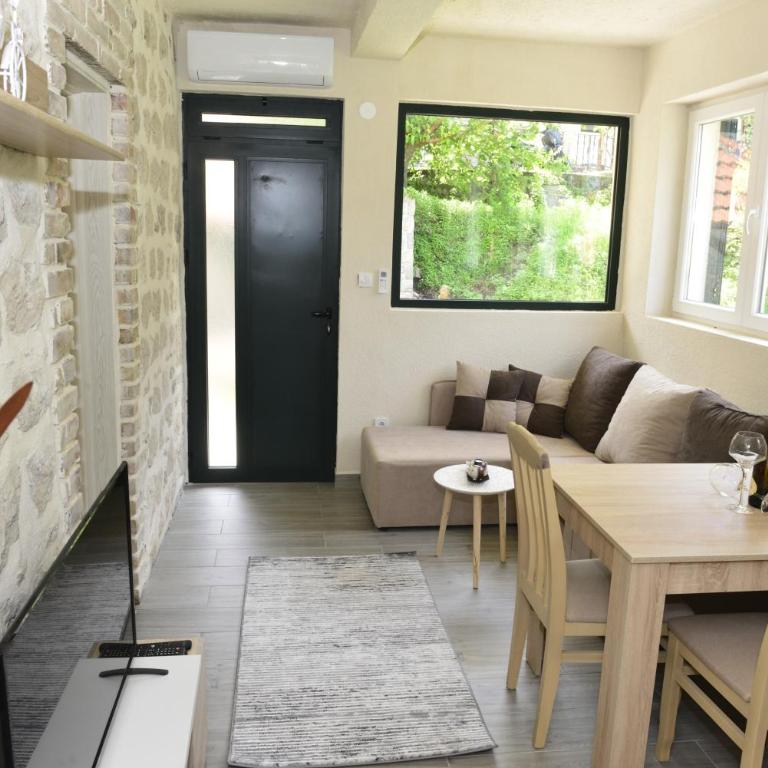 Villa Andrea Apartments with parking - Standard One Bedroom Apartment - 45