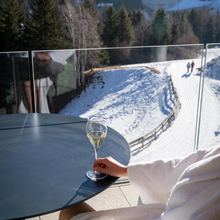 Latemar - Hotel Suites Spa - Suite con Vasca Idromassaggio - 3