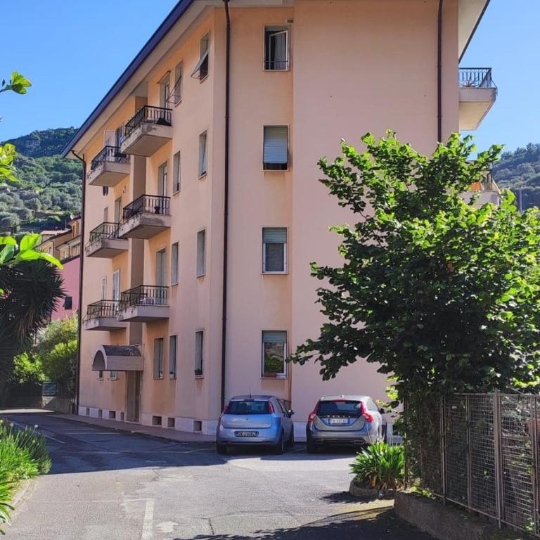 Riccarden2 - Appartamento tra Mare e Montagna - Appartamento con Vista Giardino - 5