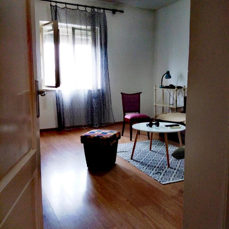 Cool People Apartment - Two-Bedroom Apartment - 14