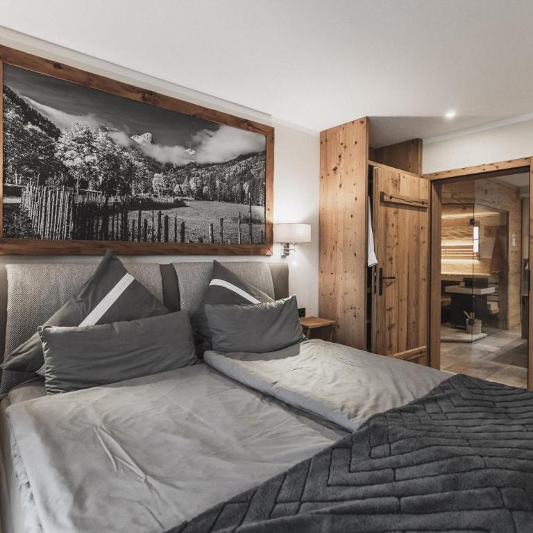Chalet BERGSUCHT in Ruhpolding Bayern, Traumlage am sonnigen Südhang, kostenlose Parkplätze, schnelles WLAN, ruhige Sackgasse, NETFLIX inklusive - Chalet mit 3 Schlafzimmern - 28