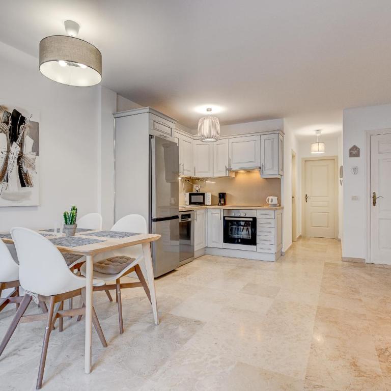 Paraíso Palm Mar beautiful spacious apartment with air condition and heated pool - Apartamento de 1 dormitorio - 14