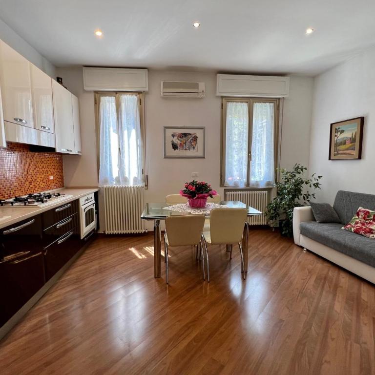 Charming apartment near Saragozza Bologna - Appartamento con 2 Camere da Letto - 2