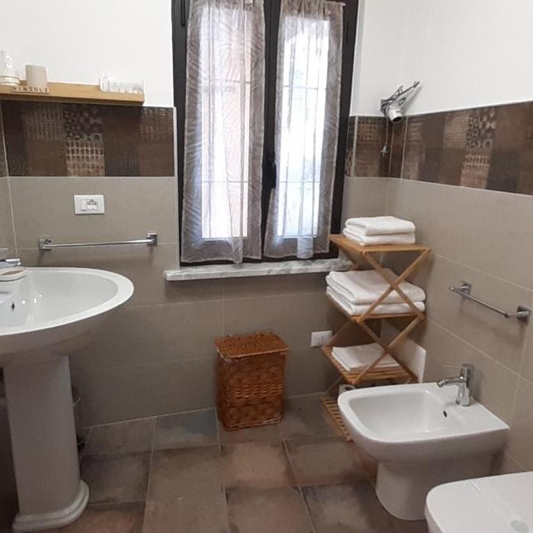 Ninsòle - Camera Matrimoniale con Bagno Privato - 4