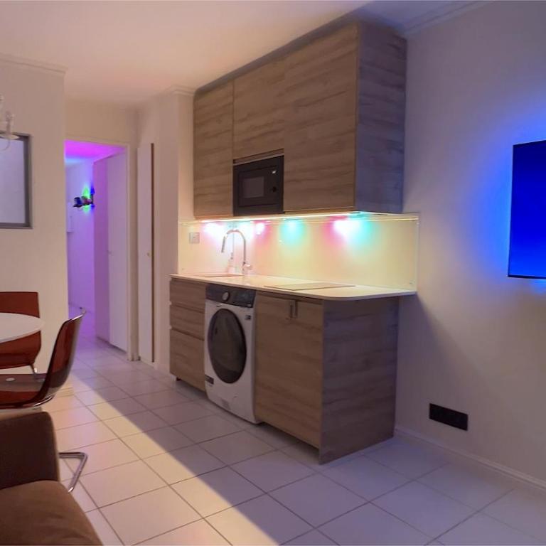 EXCEPTIONNEL sur CANNES vue mer piscine - Appartement 1 Chambre - 27