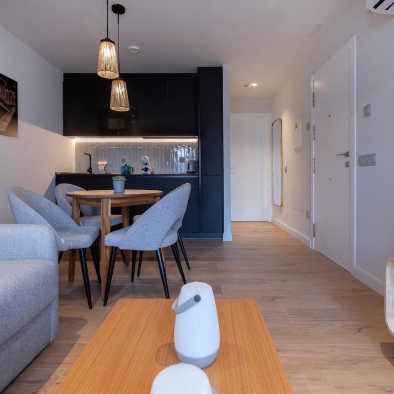 VILLAR Suites by Cadiz4Rentals - Ático con terraza - 1