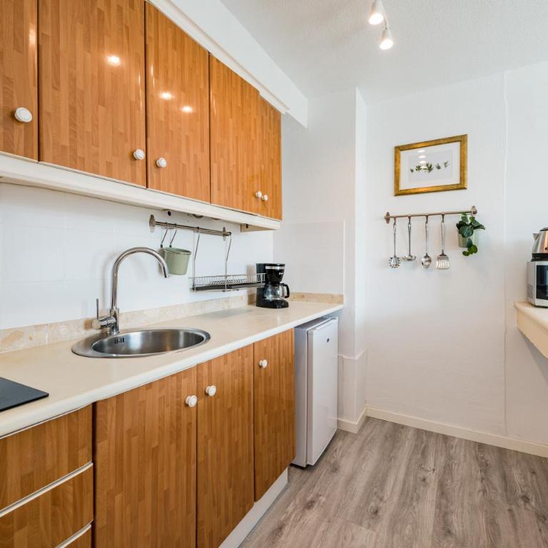 Roca Verde by Folias Hotels - Playa del Inglés - Apartamento de 1 dormitorio con balcón - 11