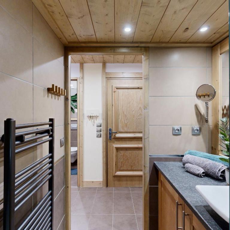 Elégant logement, Superbe vue - Appartement 2 Chambres - 41