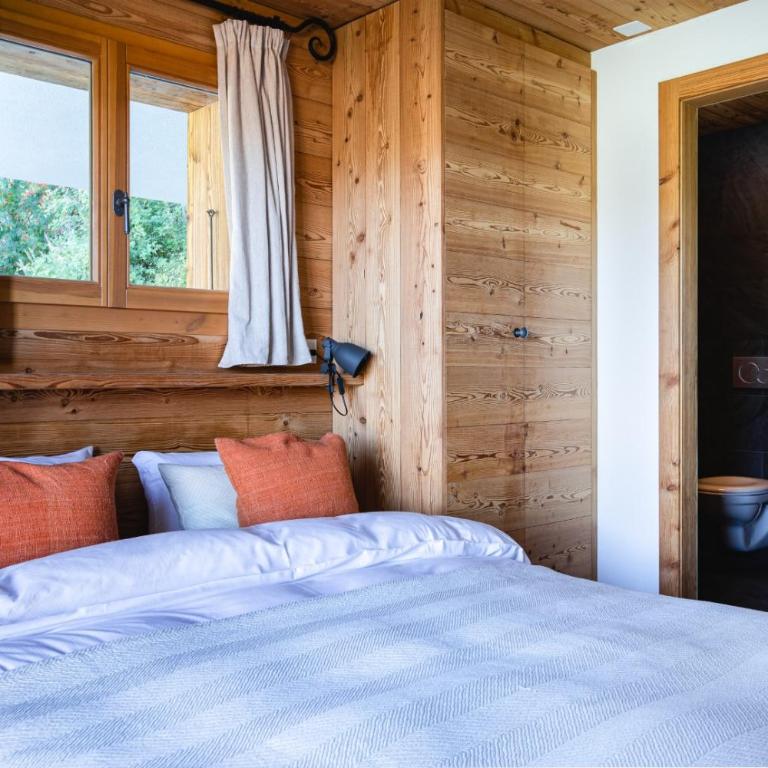 Authentic Swiss Spa Chalet Nesoya Jacuzzi Sauna - Chalet - 21