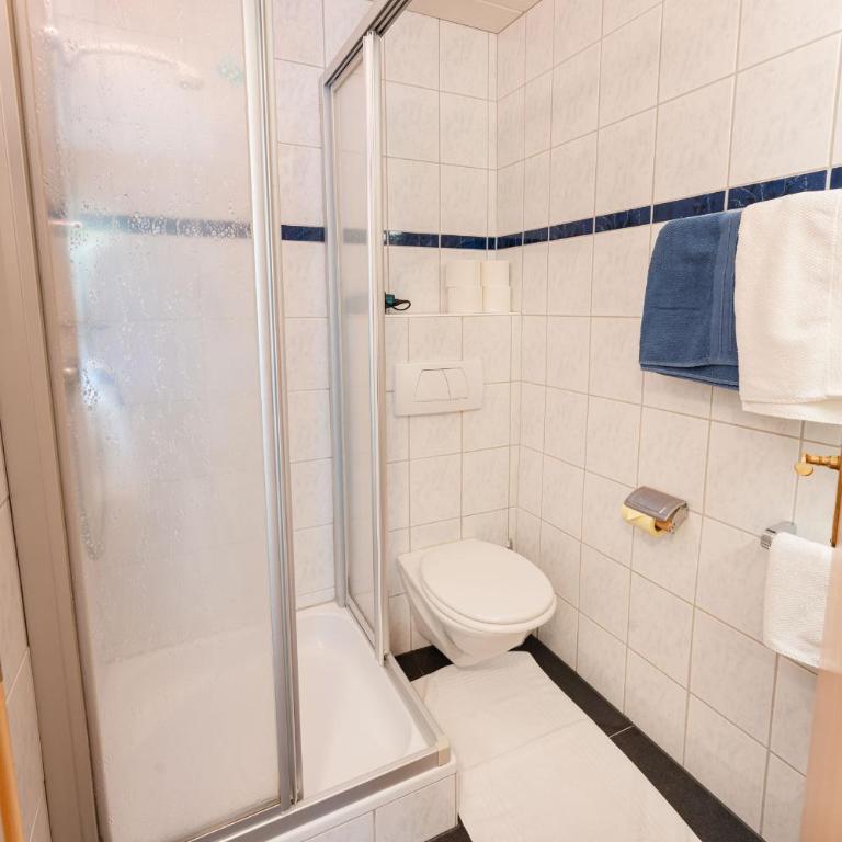 Gästehaus -Pension Edelweiss - Doppelzimmer - 6
