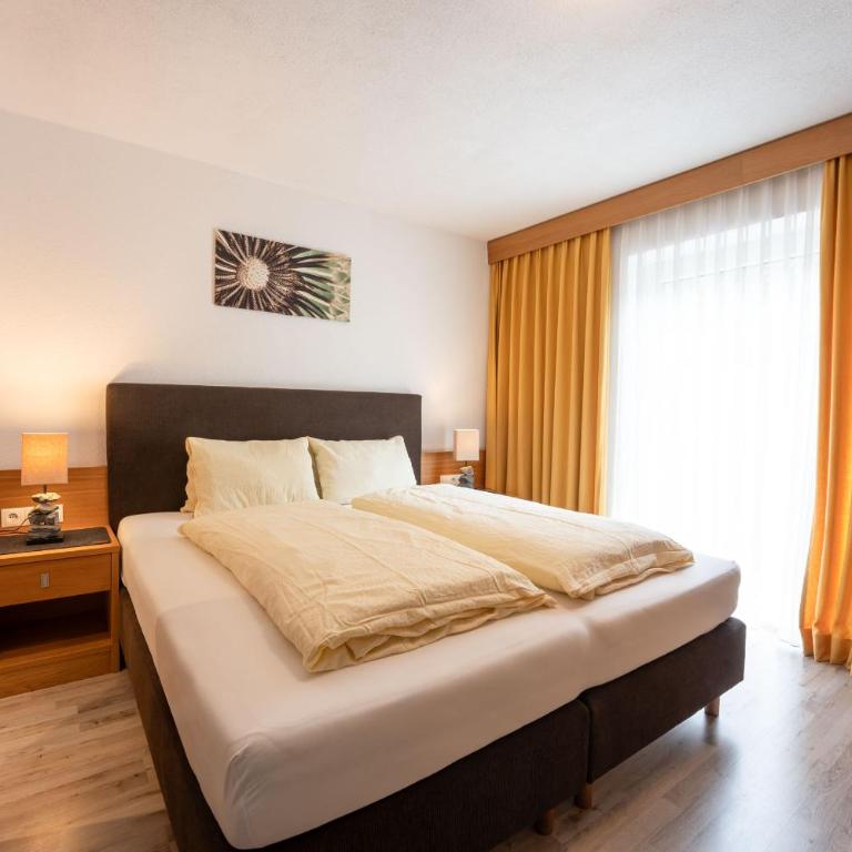 Gästehaus -Pension Edelweiss - Doppelzimmer - 3