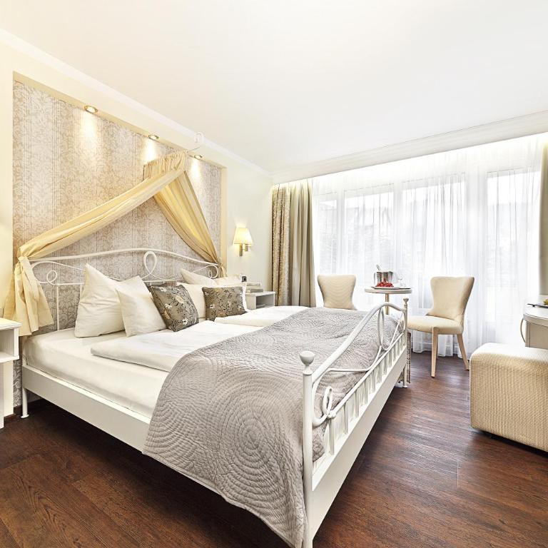Hotel Schlosskrone - Comfort Doppel-/Zweibettzimmer - Sissi - 6