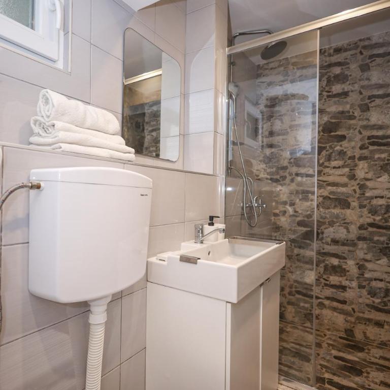 Vila POGLED Wellness i spa - Three-Bedroom Apartment with View - 8