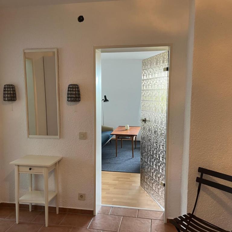 Helle Wohnung mit großem Balkon - Apartment mit 2 Schlafzimmern - 13