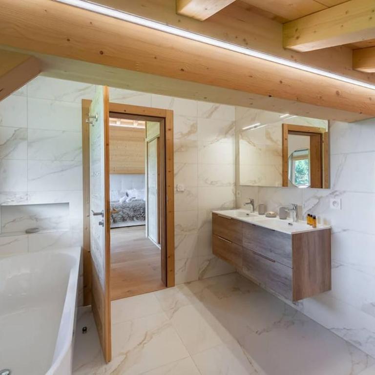 Black Diamond - Chalet - BO Immobilier- Reduced prices on ski passes Châtel & Portes du Soleil - Chalet - 7