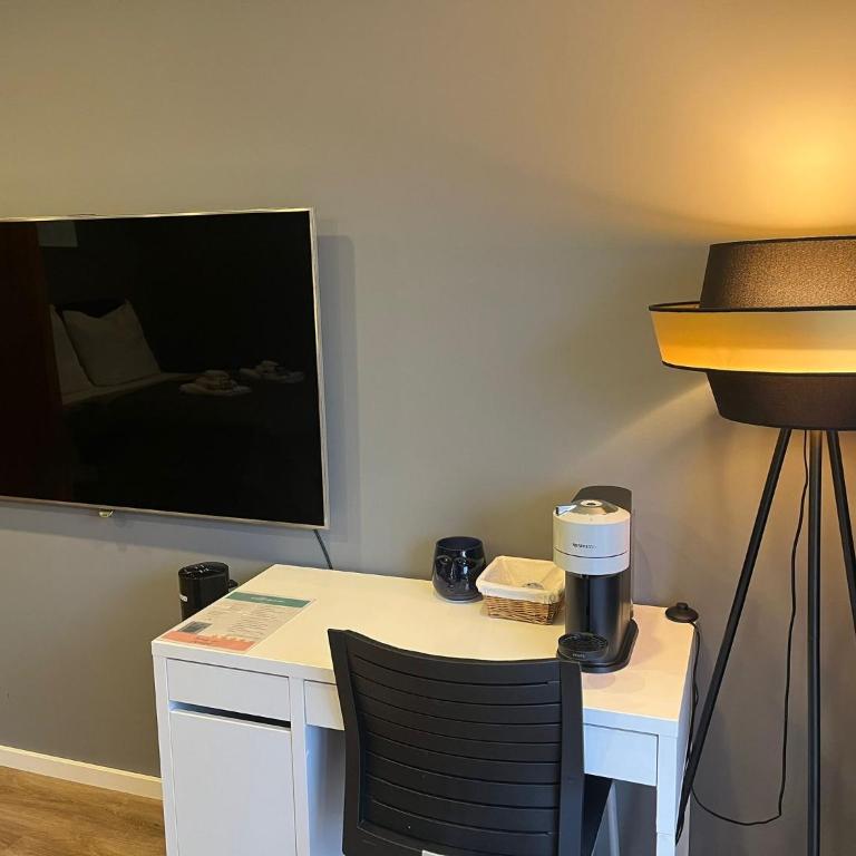 Wohnung in Augsburg Innenstadt -Tiefgarage - One-Bedroom Apartment - 13
