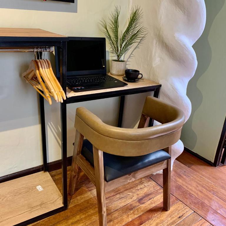 Apartamentos Montes - Two-Bedroom Apartment - 8