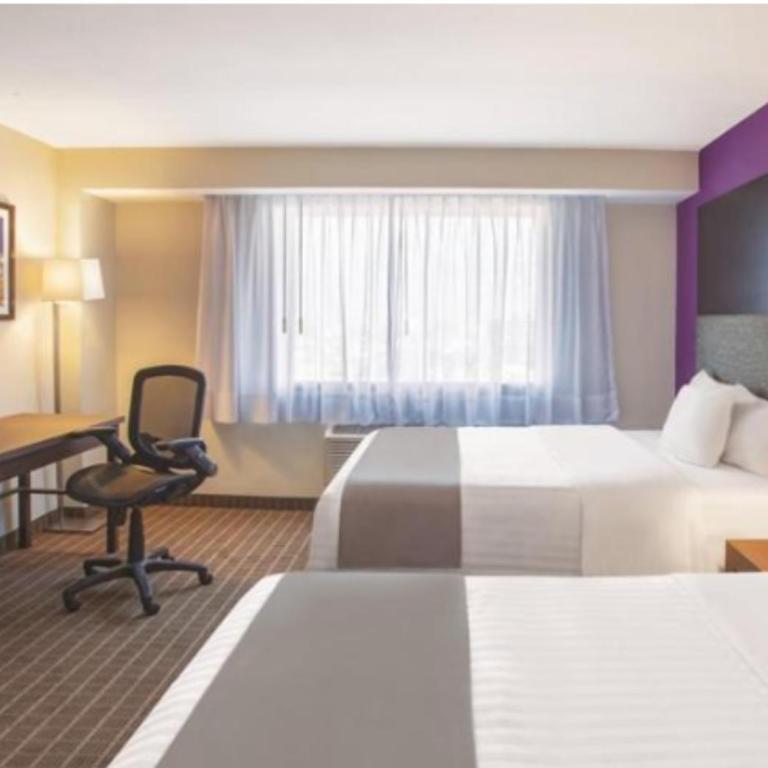 CHN Hotel Monterrey Centro, Trademark Collection by Wyndham - Queen Room with Two Queen Beds - Non-Smoking - 6