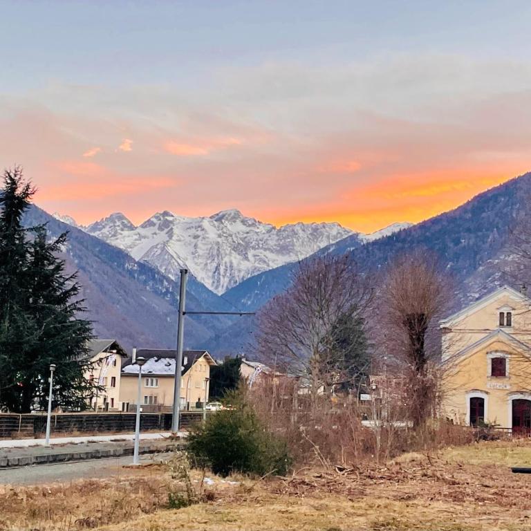 DUPLEX DU PAILHET, T3 neuf, vue montagne, parking, navette, 500m gare et 2 vélos à disposition gratuitement - Apartment mit 2 Schlafzimmern - 21
