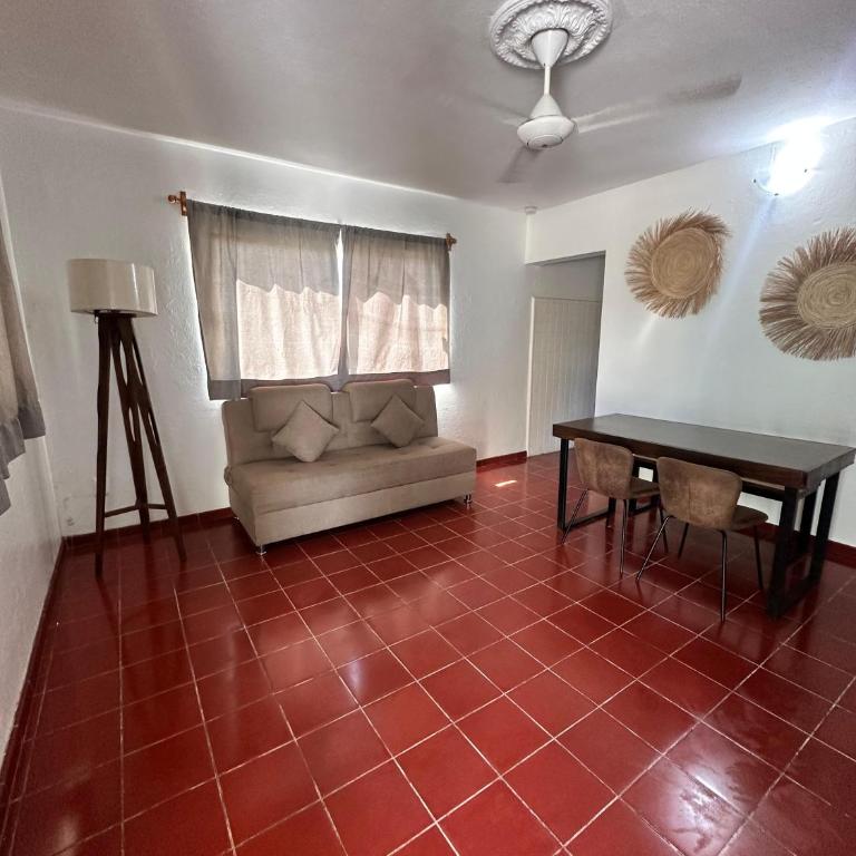 Creta Hotel & Suites - Deluxe Double Room with Shower - 4