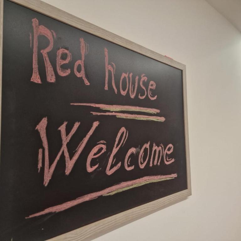 Red House - One-Bedroom House - 30