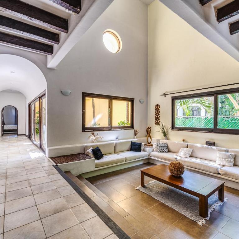 Beautiful House in Playacar 4 bedrooms with AC - Four-Bedroom House - 7