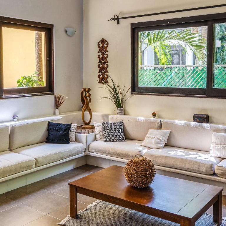 Beautiful House in Playacar 4 bedrooms with AC - Four-Bedroom House - 14