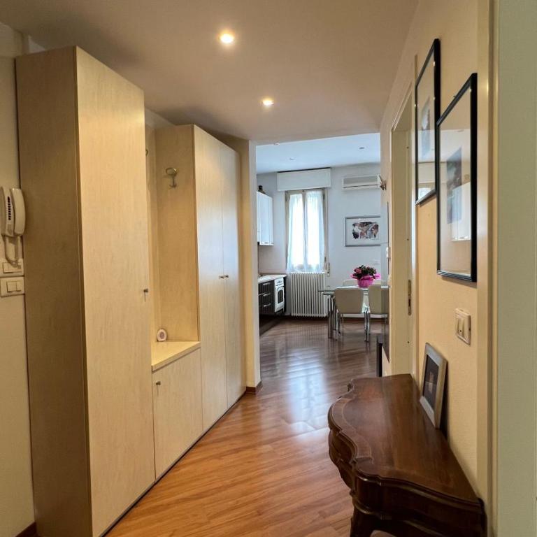 Charming apartment near Saragozza Bologna - Appartamento con 2 Camere da Letto - 15