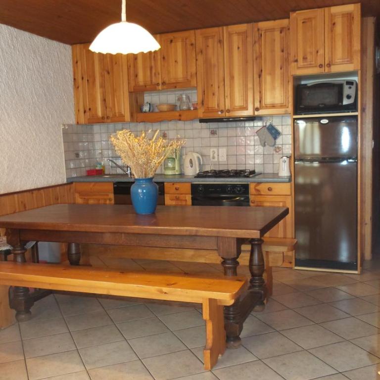 Chez Bernard & Chantal - Appartement - Rez-de-Chaussée - 3