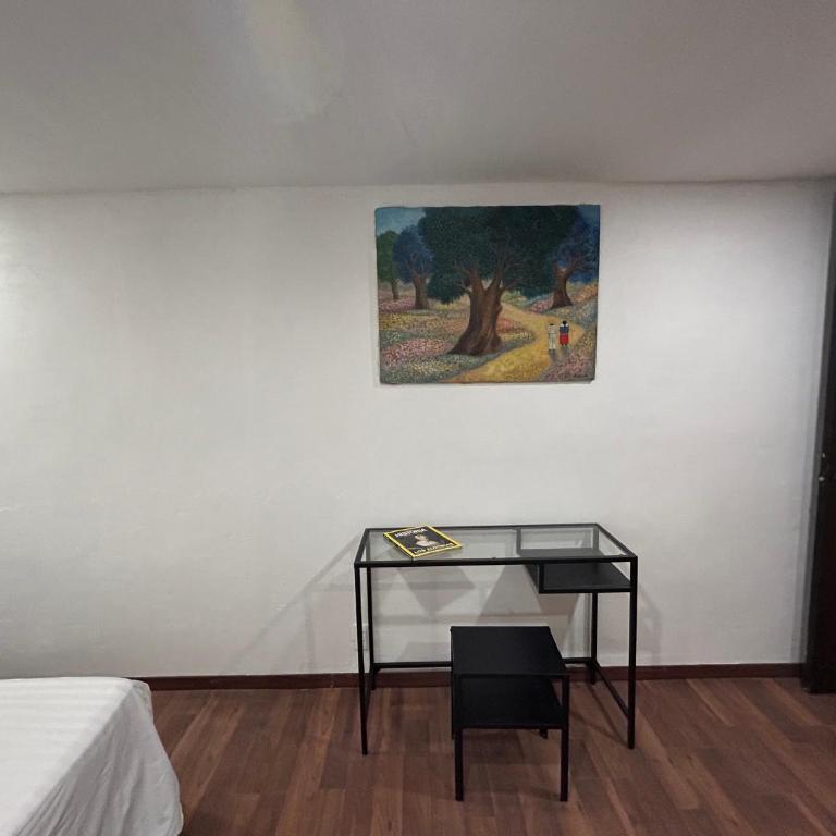Lindas Suites Eugenio Sue - King Room - 3