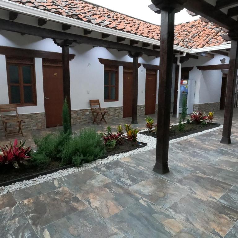 HOTEL COLONIAL - Habitación Doble - 2 camas - 12