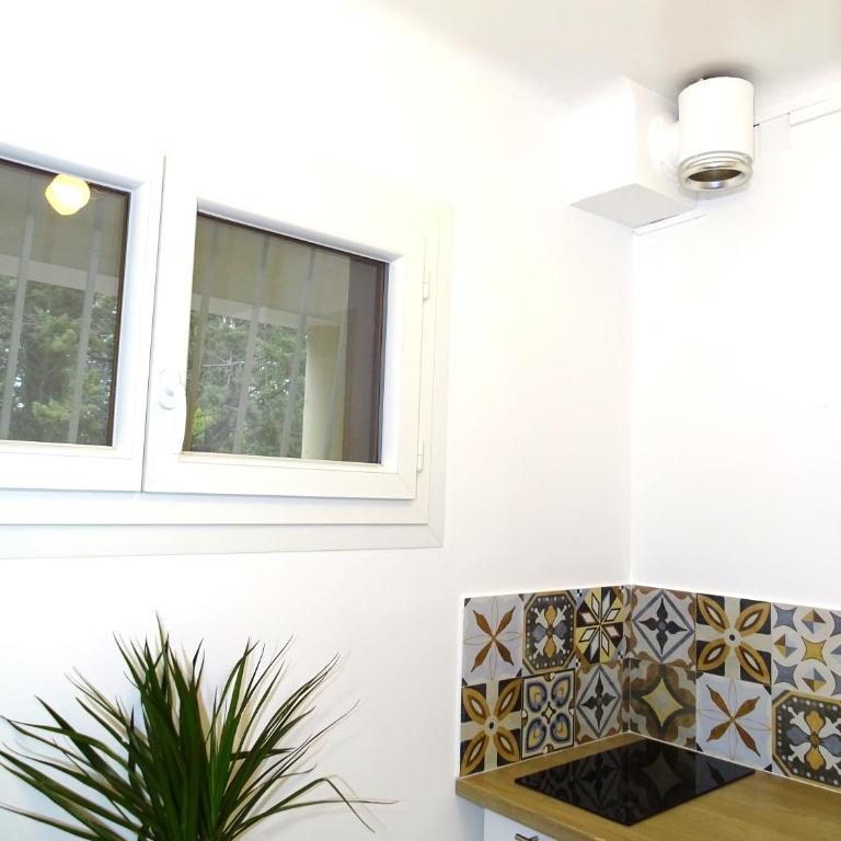 TILIA JOURDAN-Studio Cosy Aix Centre-Cours MIRABEAU-PARKING-WIFI-SMART TV-RUE CALME - Appartement 1 Chambre - 6