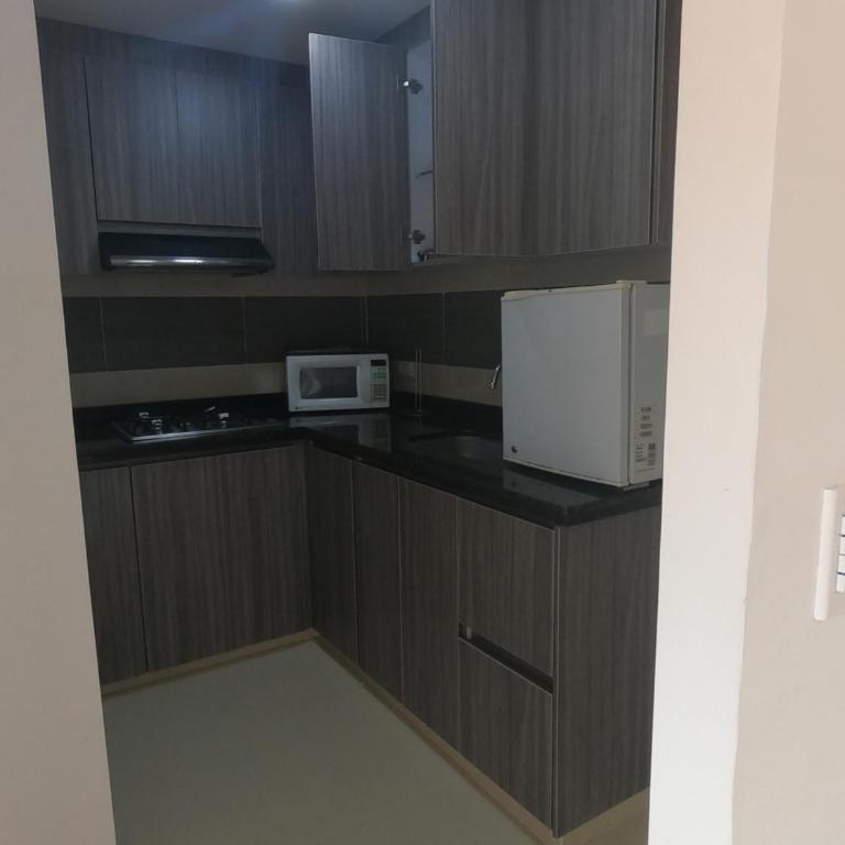 HOTEL COLONIAL - Studio Apartment - 12