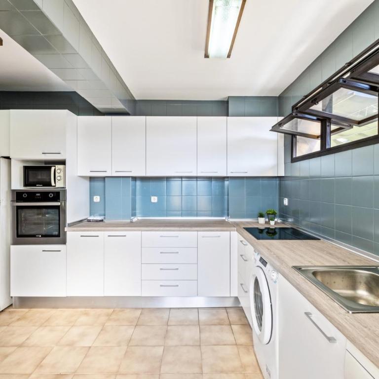 La Carmela - Biznaga Rental Homes - Three-Bedroom Apartment - 14