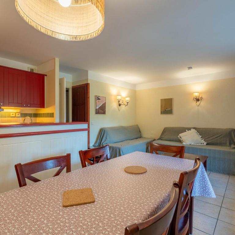 Appartement à Biscarrosse avec Piscine, Boulodrome et Terrasse – 7 Personnes, Ménage Inclus - FR-1-319-497 - Appartement - 9